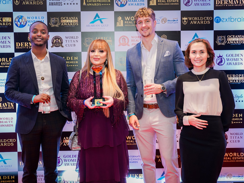 Cloud computing award winners celebrating recognition