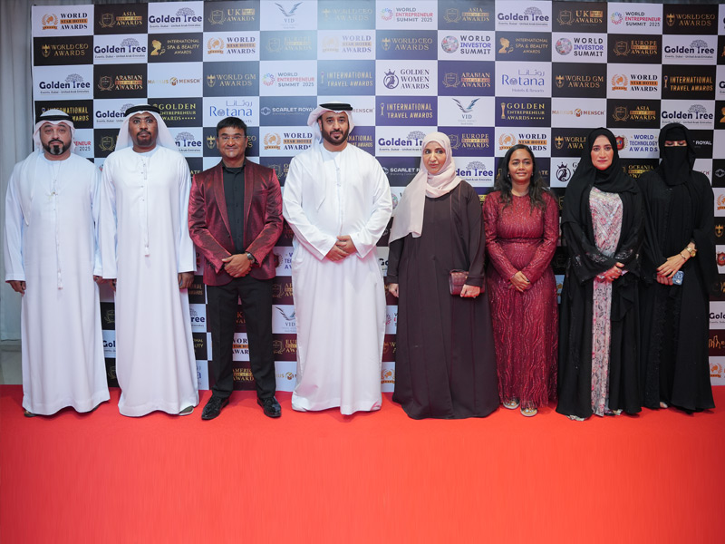 SaaS Award winners on stage at the World Technology Awards